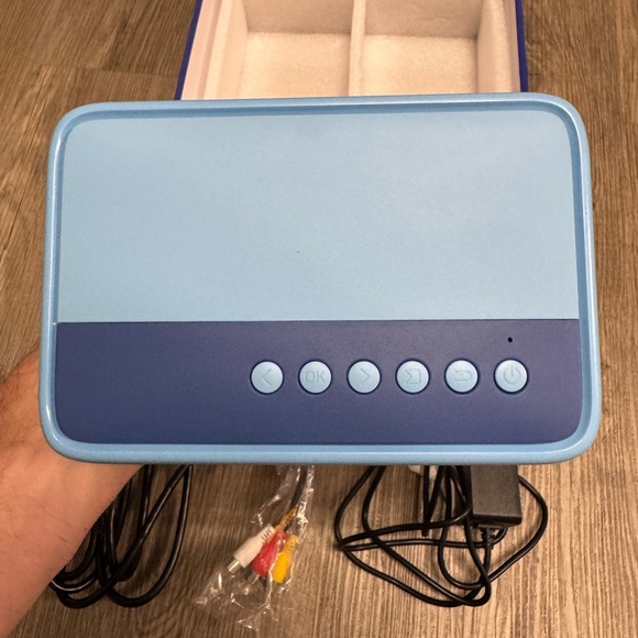 LED Projector XOPPOX Led Projector - Picture 4 of 7